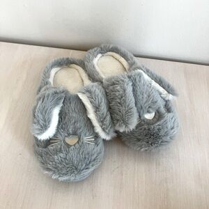 Bunny slippers size S